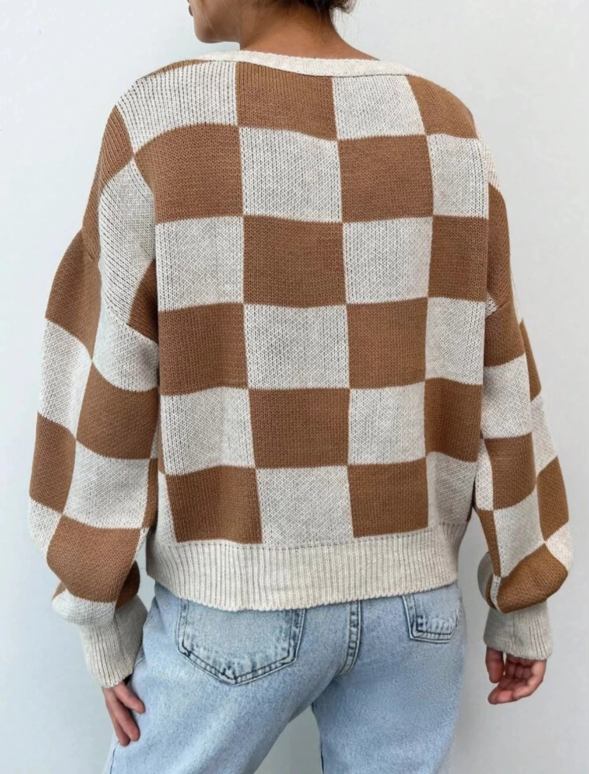 Brown & Beige Checkered Sweater Cozy & Stylish – photo 11